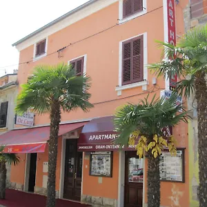 Apartments Lav Porec Appartamento