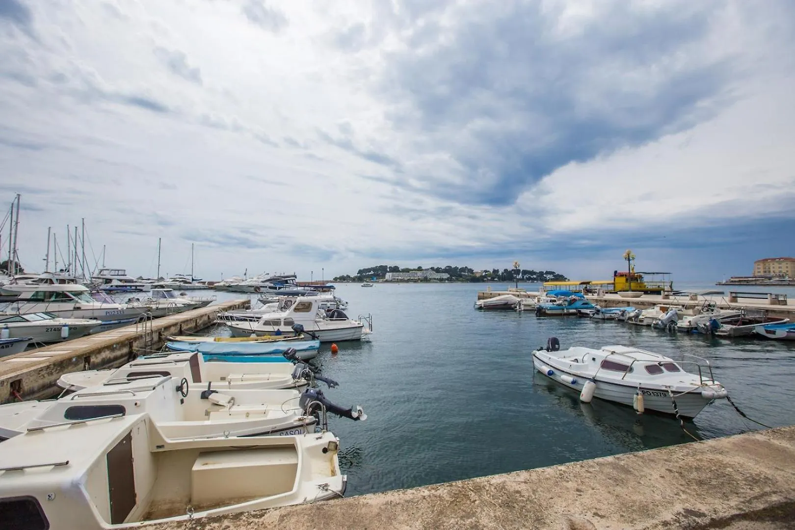 Apartment Riva Parenzo Porec
